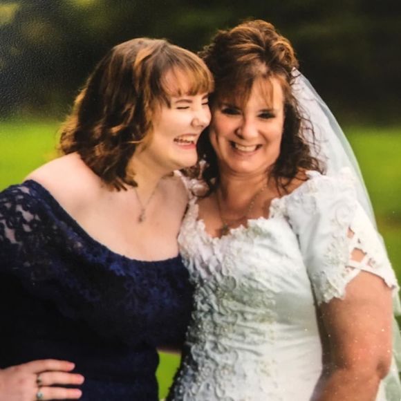 Meet your Posher, Connie - Picture 1 of 1